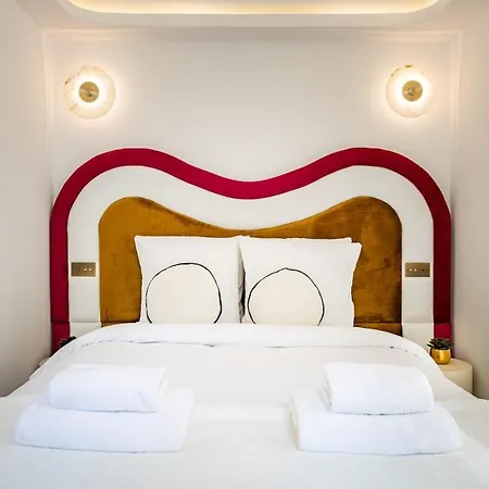 Apartment 7#newsuite#4 People#saint Germain#notre-dame *