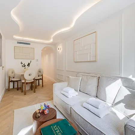 7#newsuite#4 People#saint Germain#notre-dame Apartment *